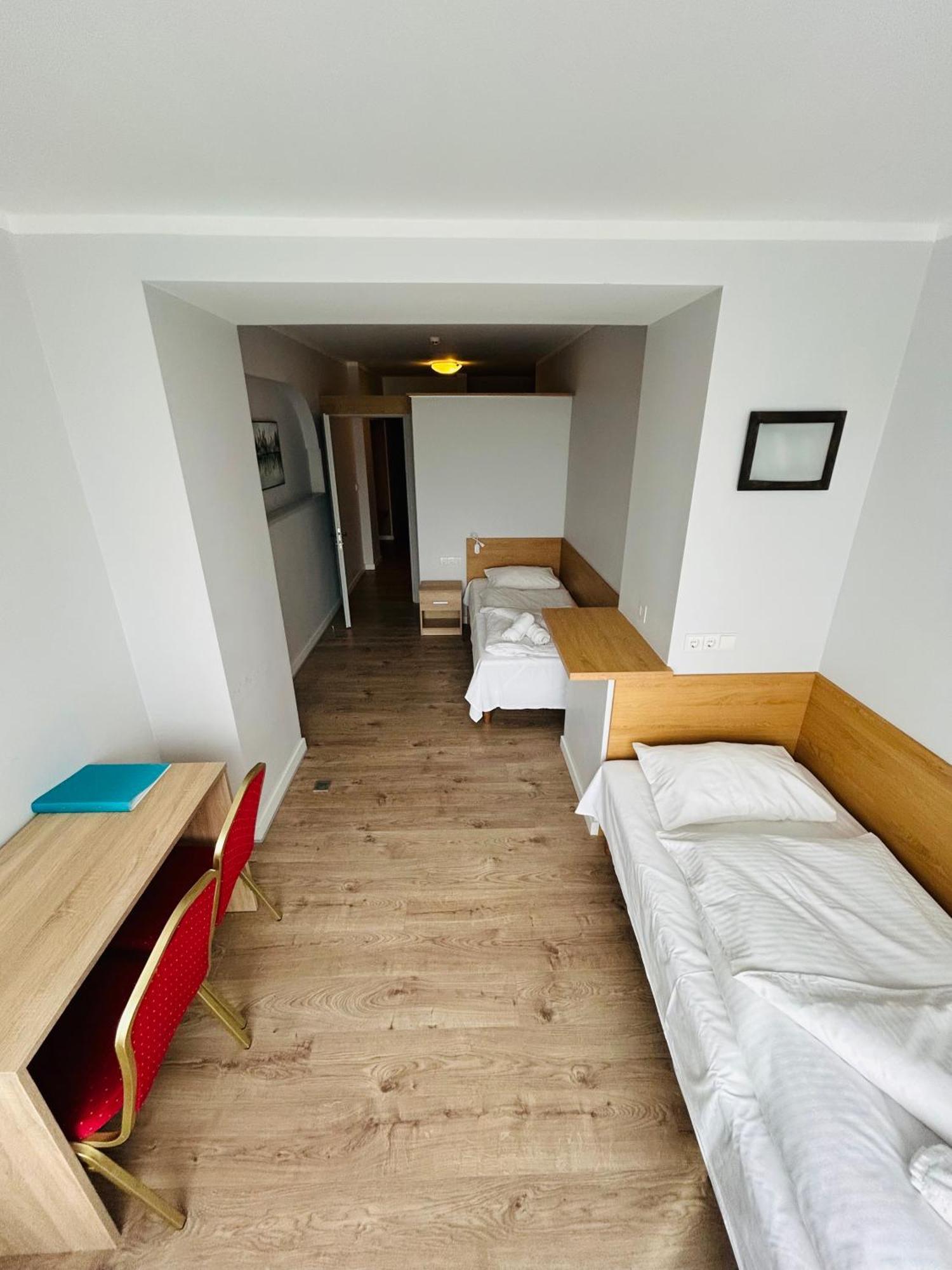 Viesbutis Banga Hotel โตเรกี ภายนอก รูปภาพ