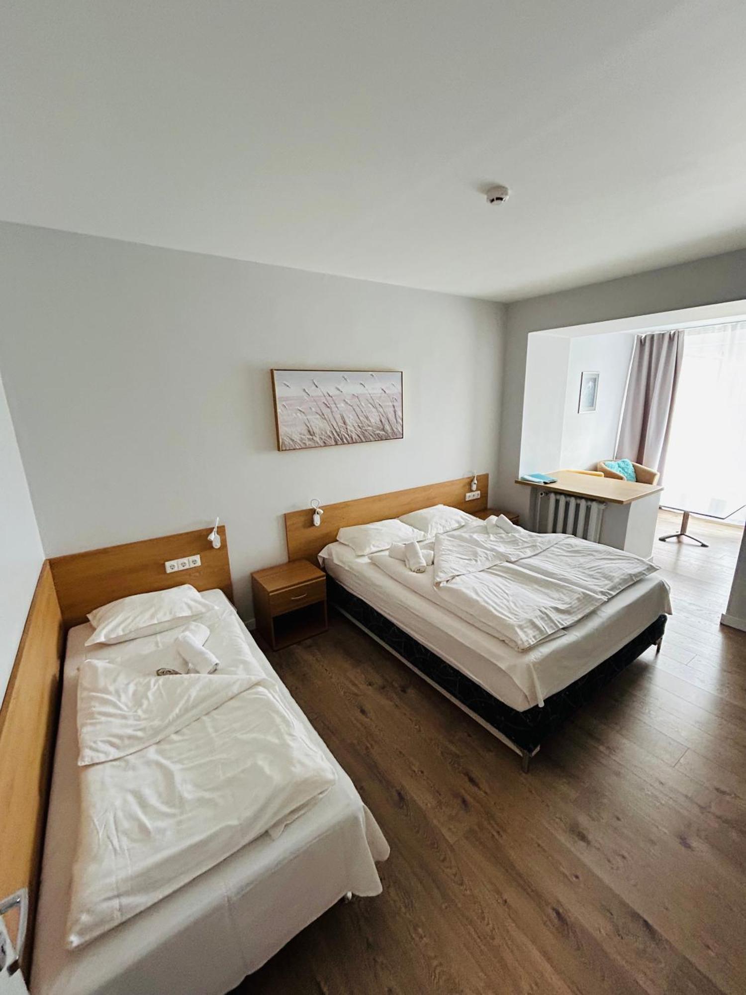 Viesbutis Banga Hotel โตเรกี ภายนอก รูปภาพ